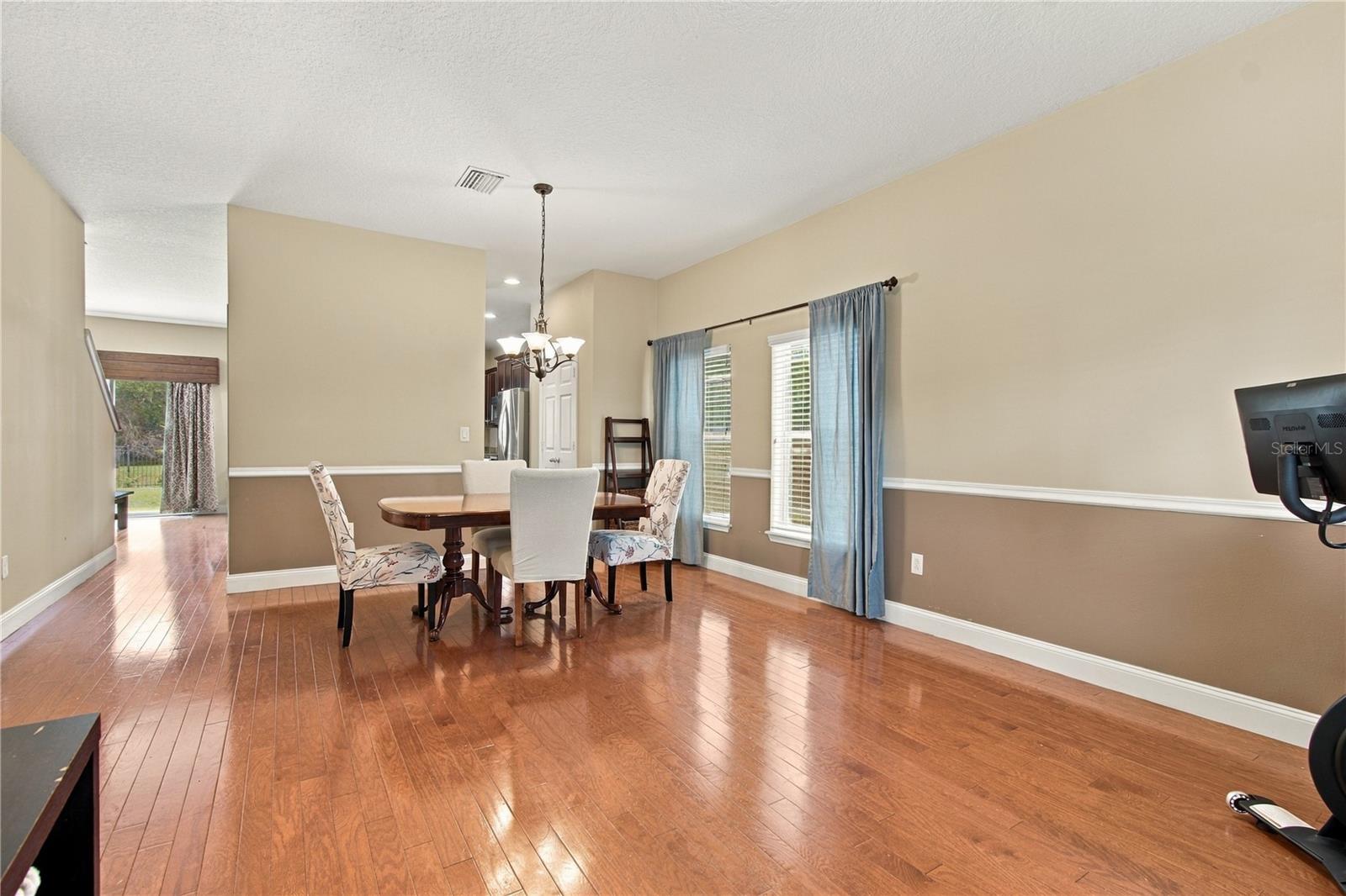 3161 WINGLEWOOD CIR