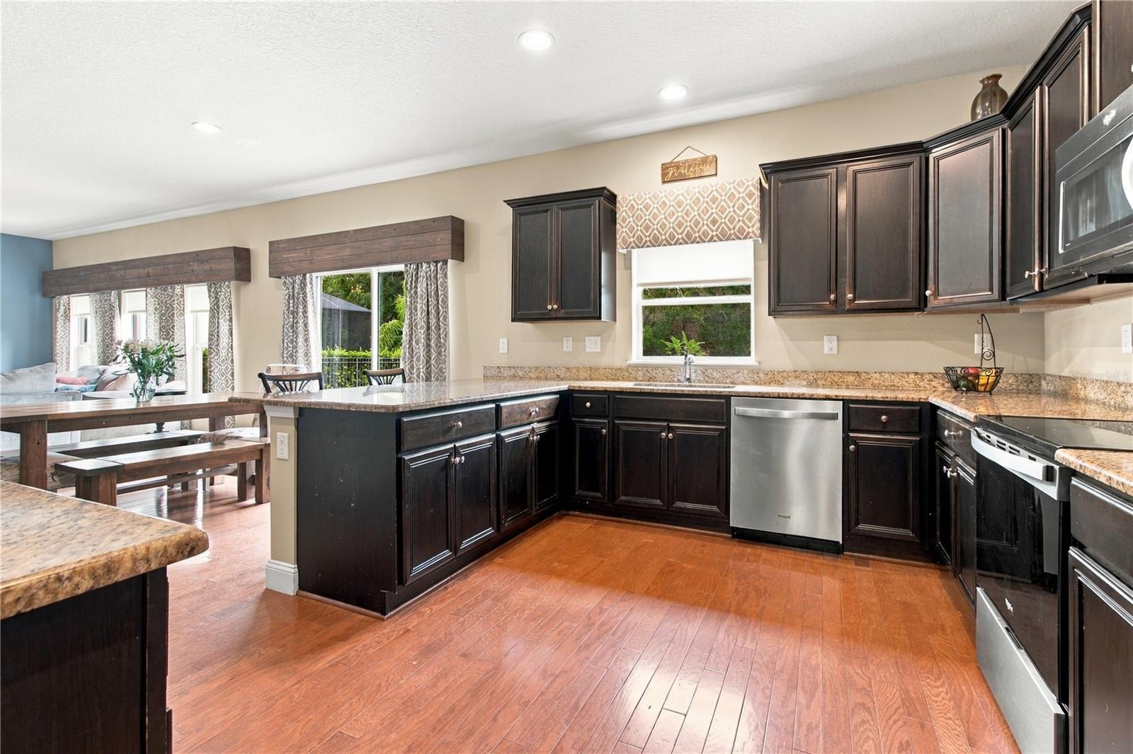 3161 WINGLEWOOD CIR