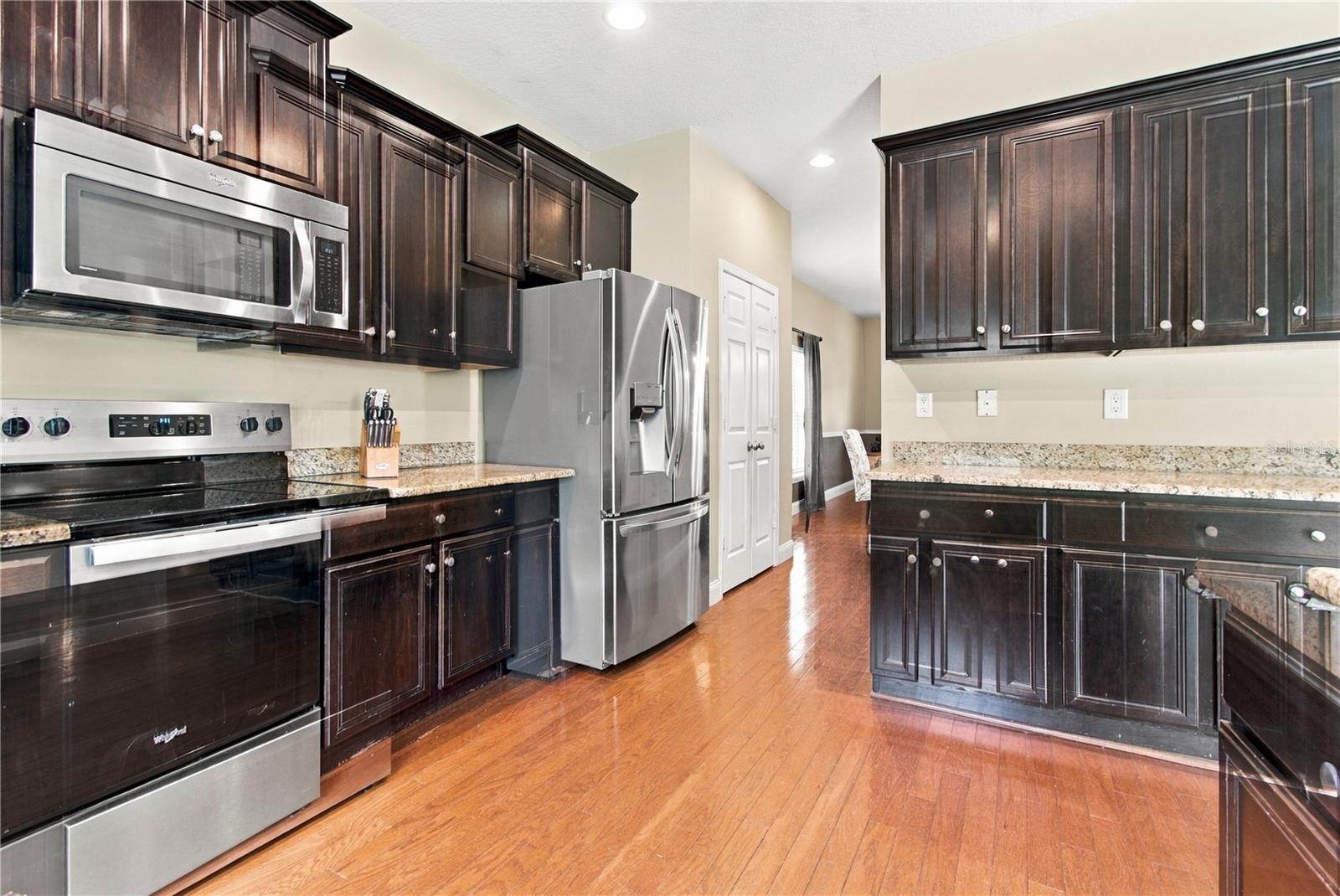 3161 WINGLEWOOD CIR