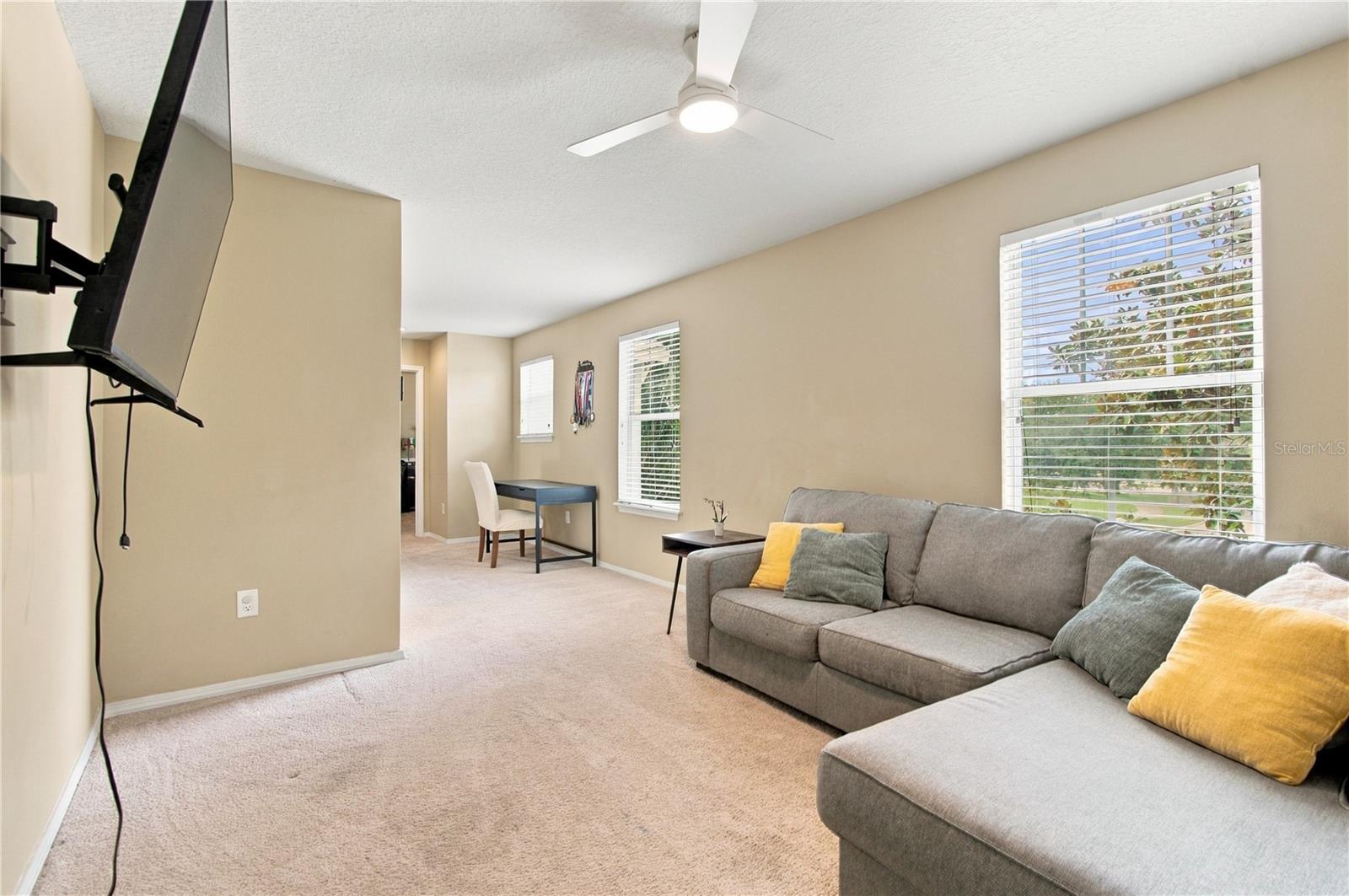 3161 WINGLEWOOD CIR