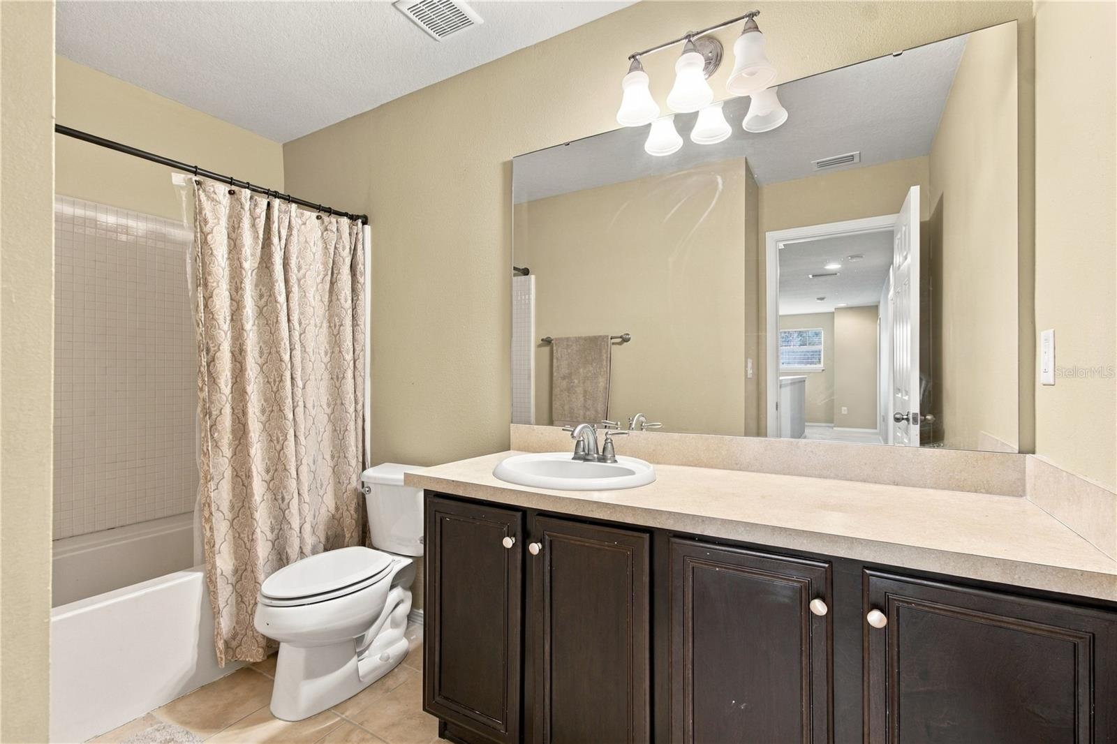 3161 WINGLEWOOD CIR