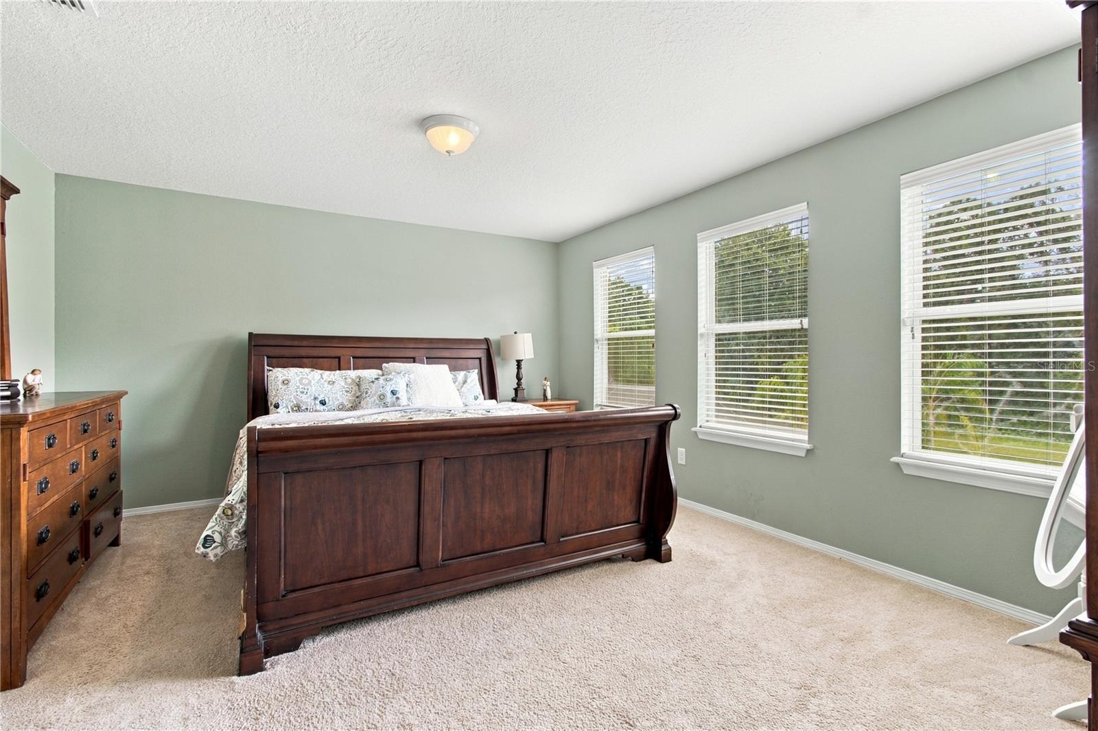 3161 WINGLEWOOD CIR