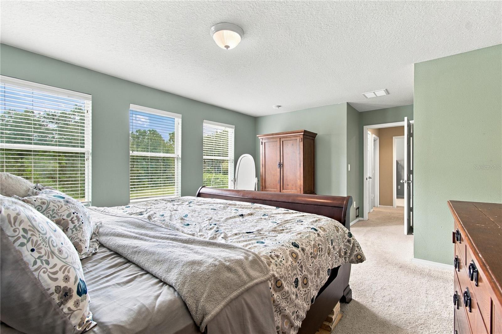 3161 WINGLEWOOD CIR