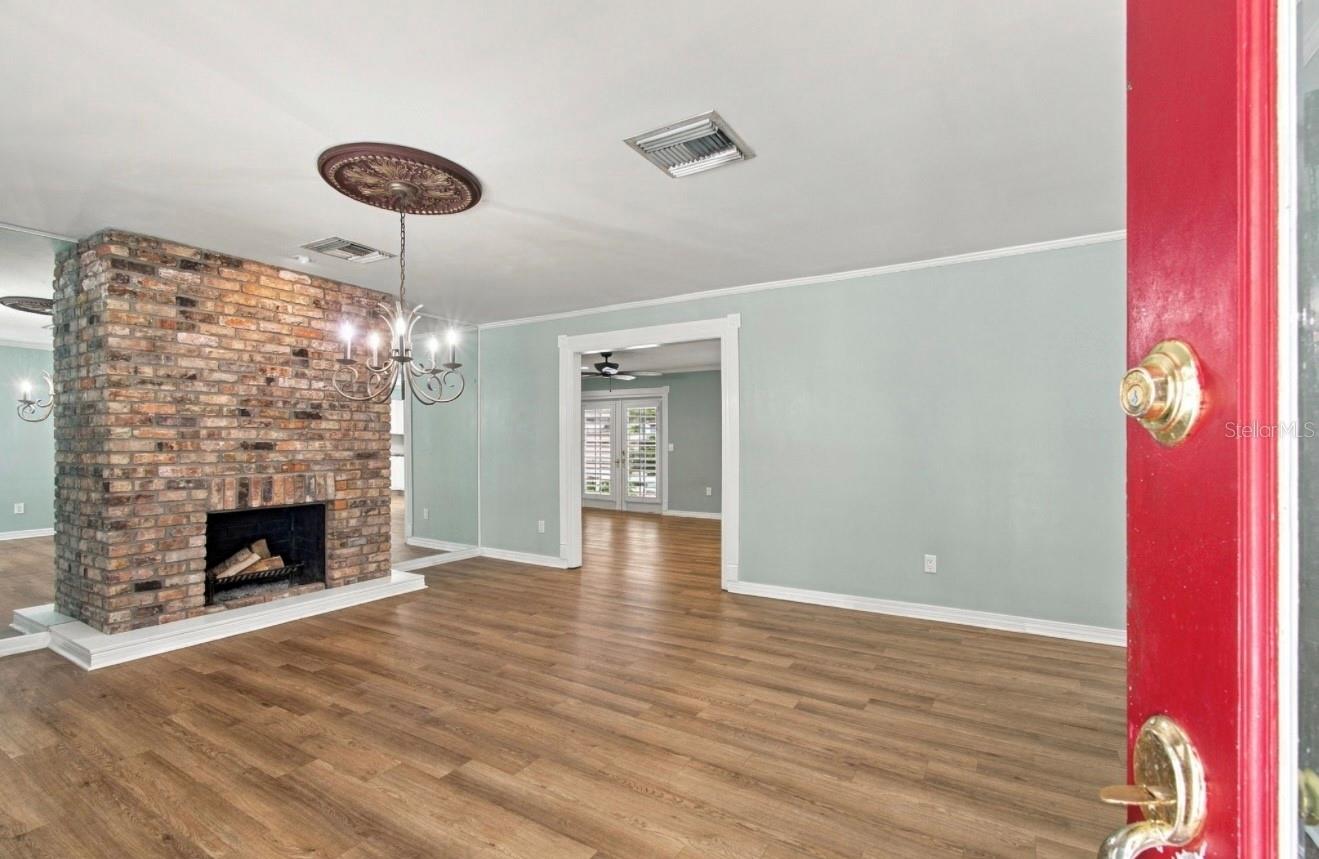 11626 CARROLLWOOD DR