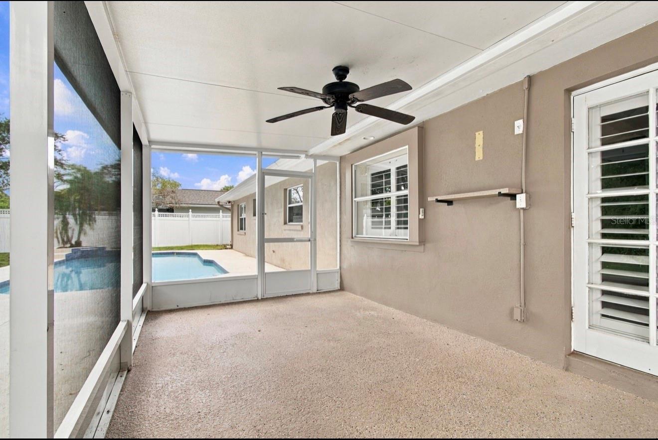 11626 CARROLLWOOD DR