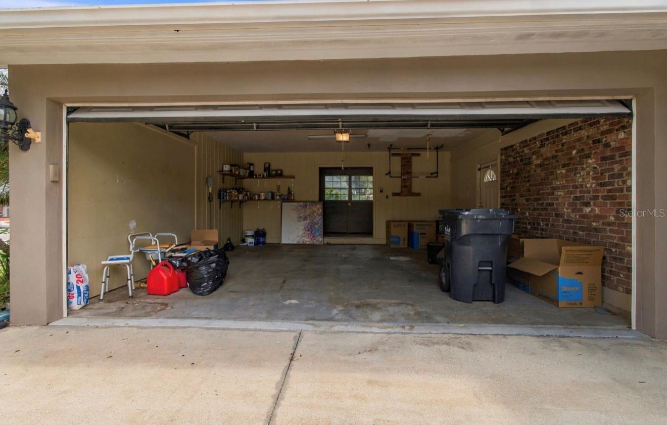 11626 CARROLLWOOD DR