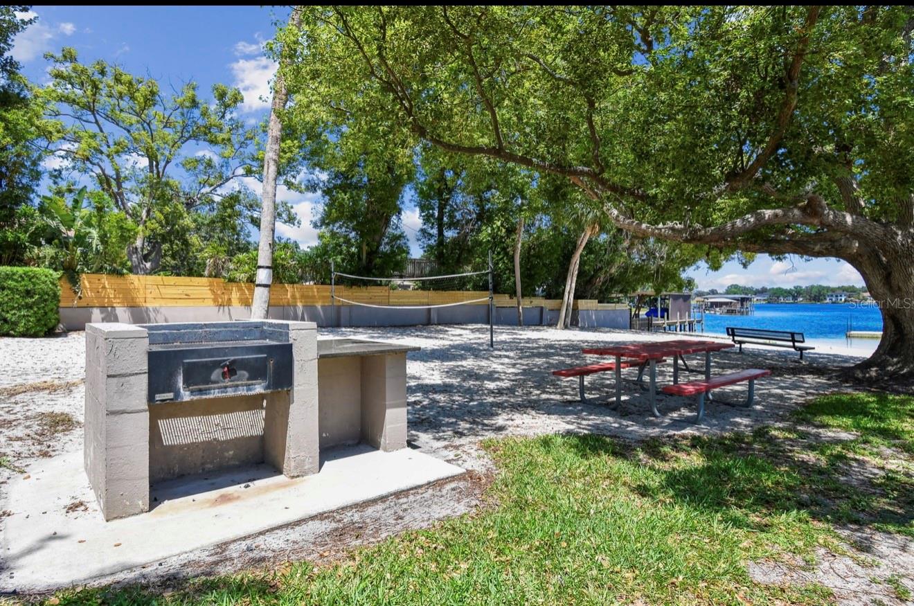 11626 CARROLLWOOD DR