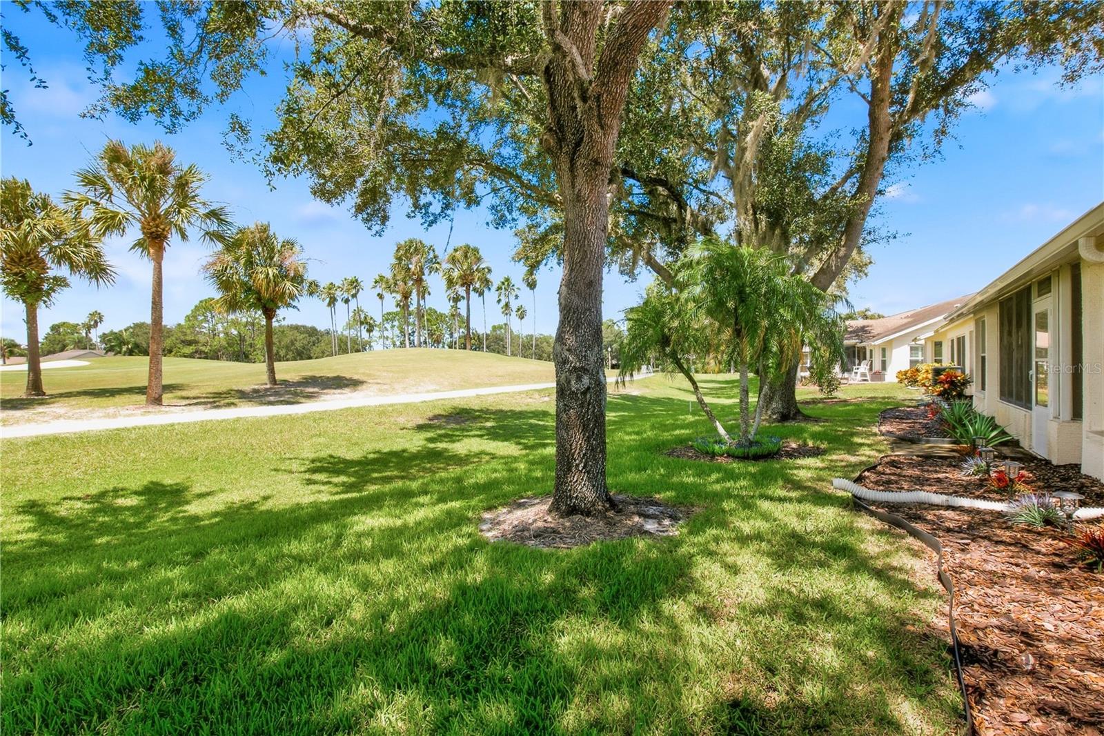 1213 FLORA VISTA ST