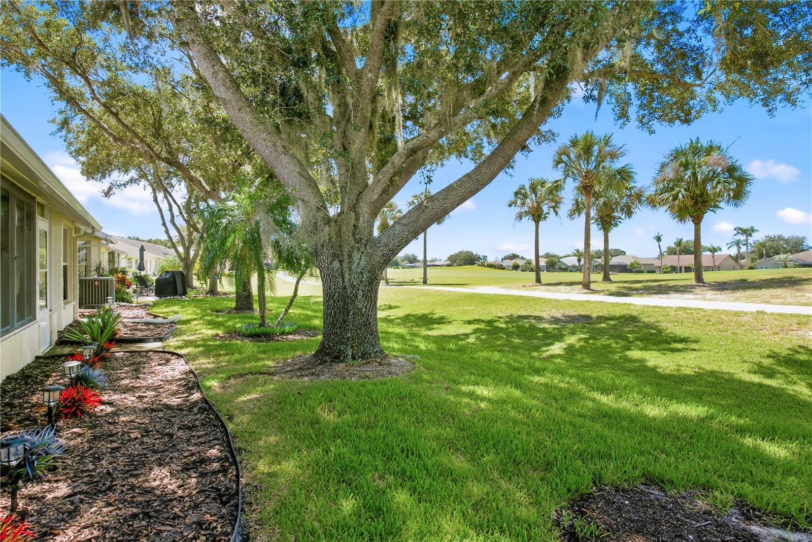 1213 FLORA VISTA ST
