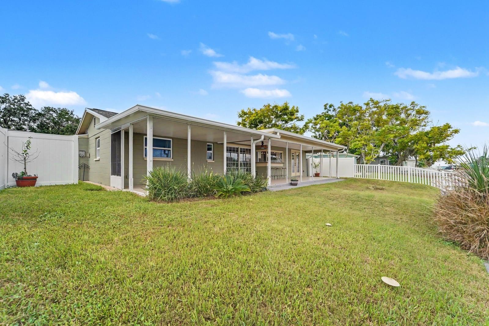 4865 SHELL STREAM BLVD