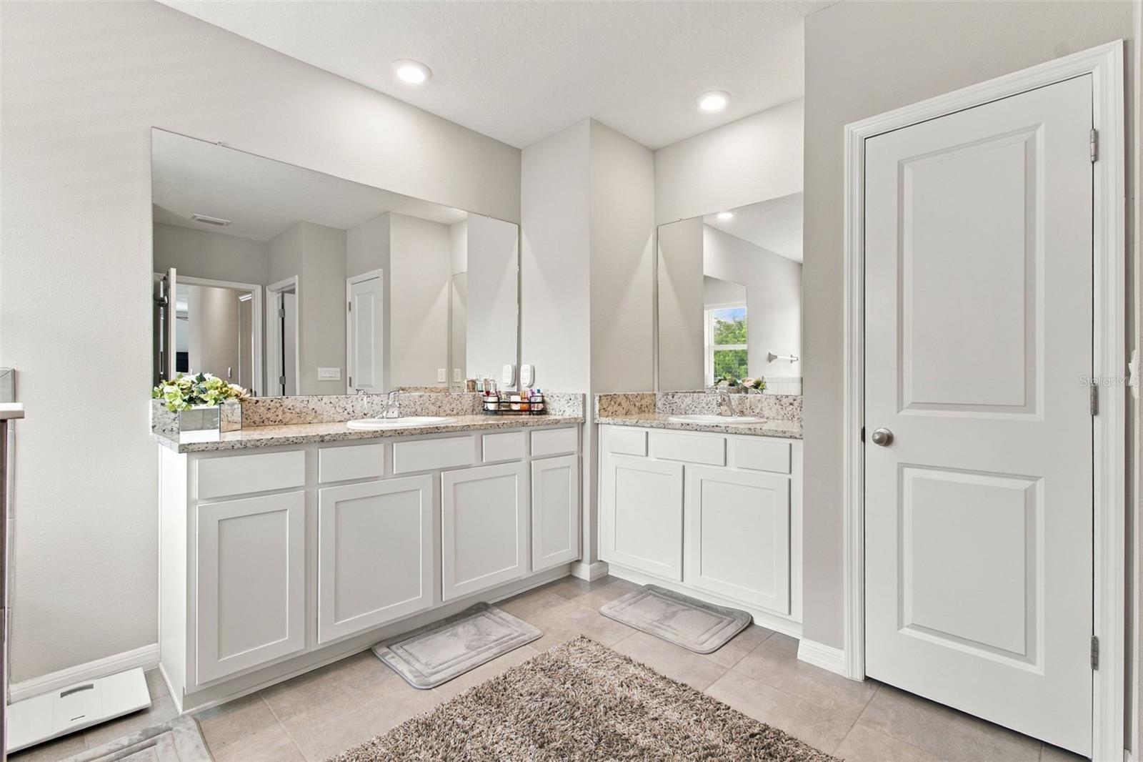 11035 LAXER CAY LOOP