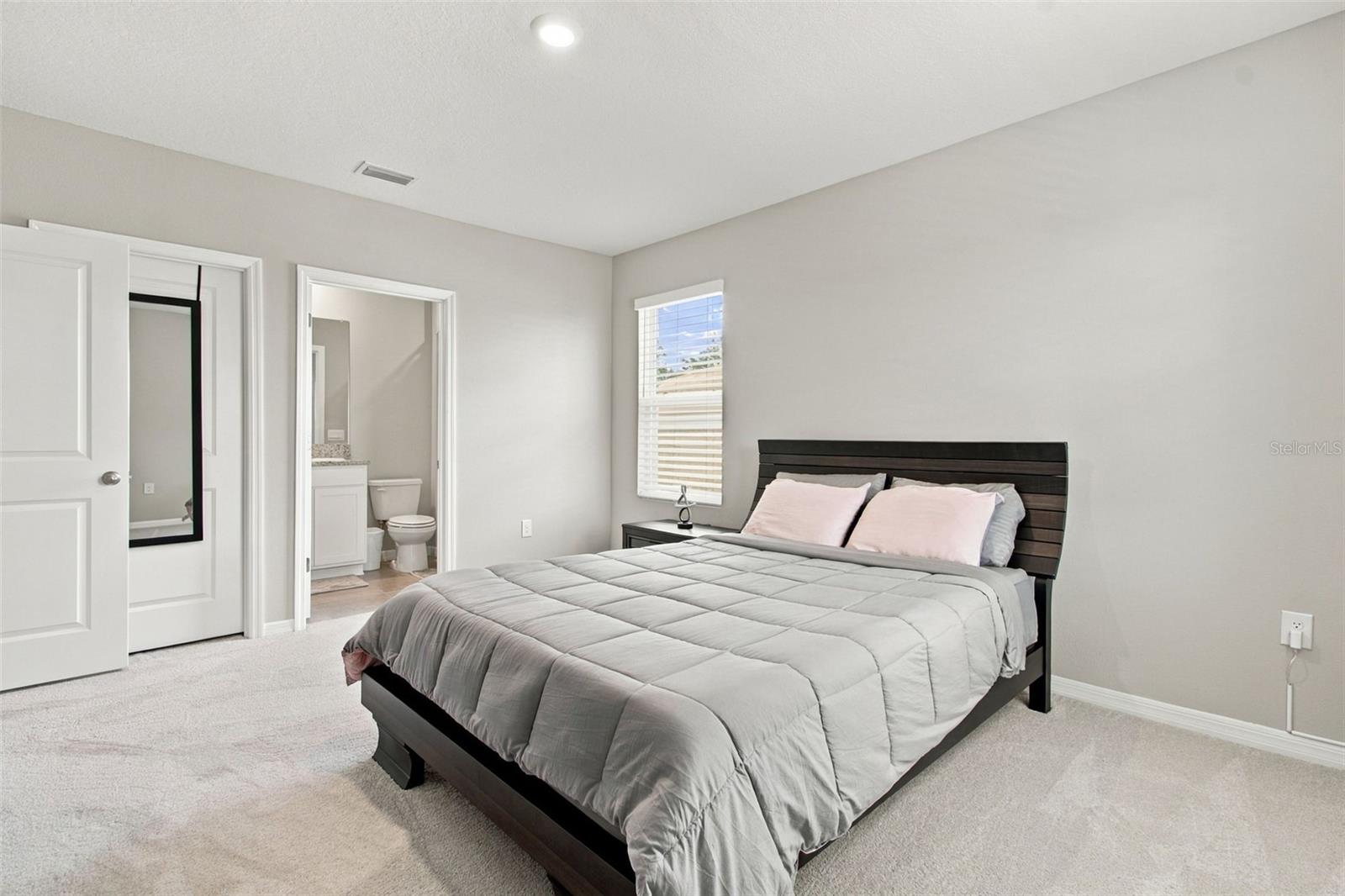 11035 LAXER CAY LOOP
