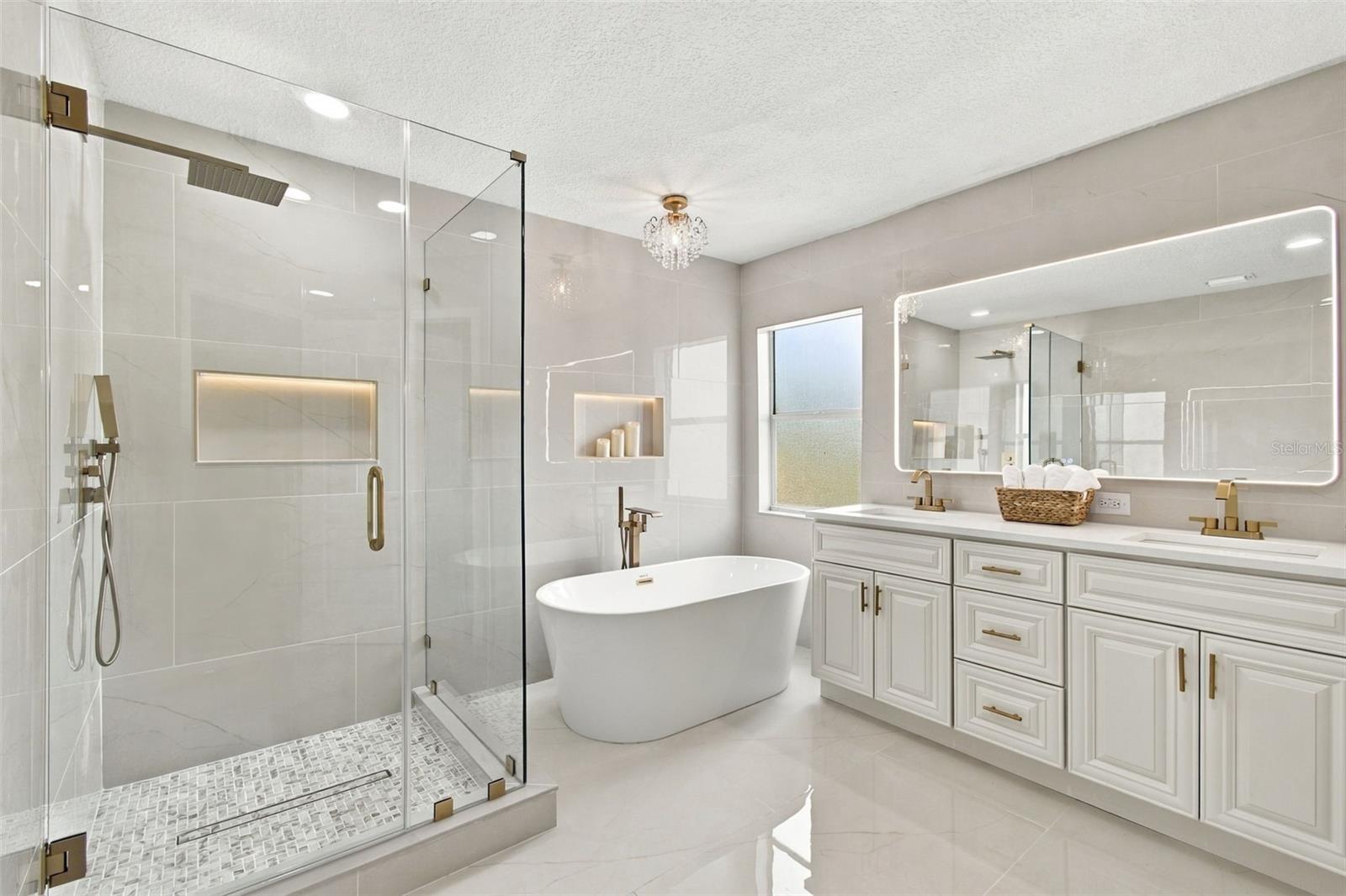 3829 COLD CREEK DR