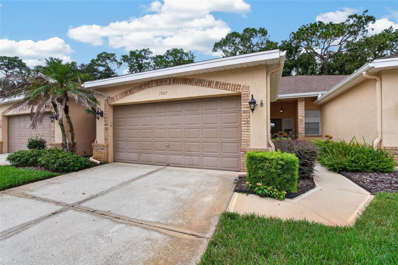 1907 PRESERVATION DR #6