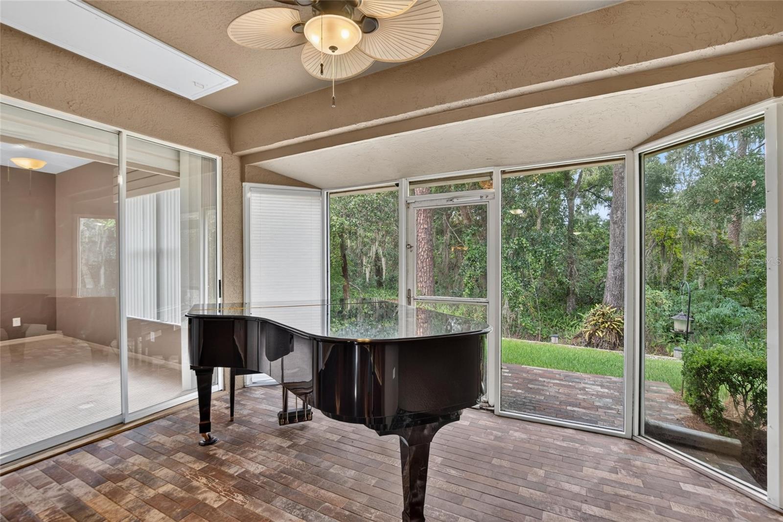 1907 PRESERVATION DR #6