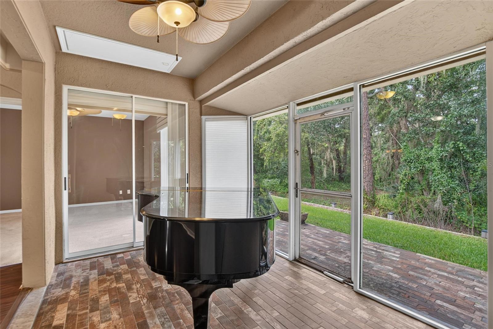 1907 PRESERVATION DR #6