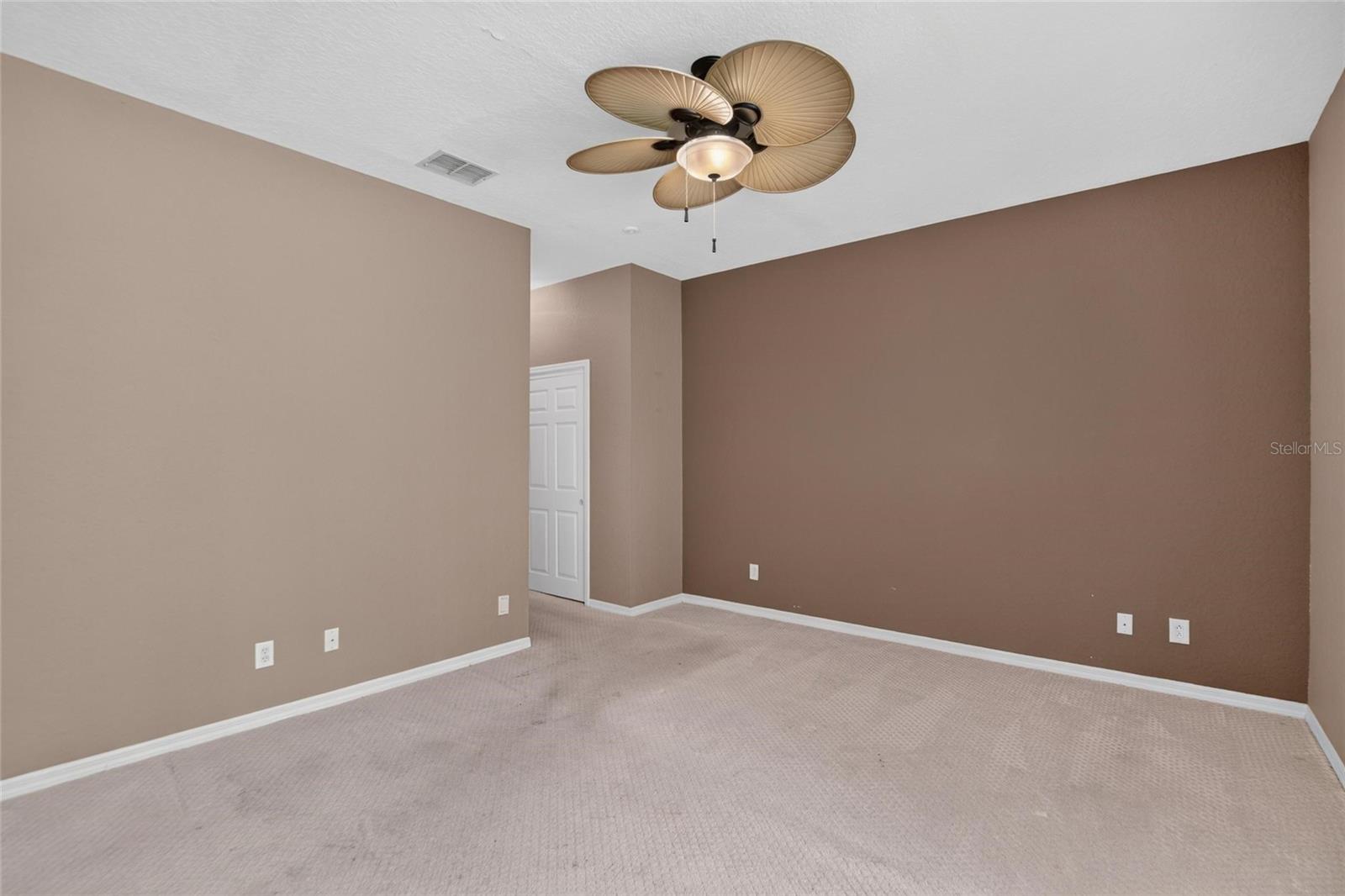 1907 PRESERVATION DR #6
