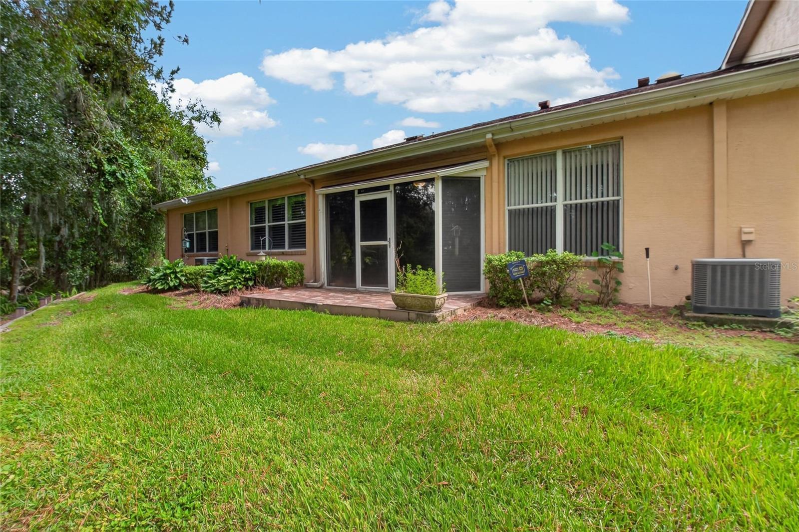 1907 PRESERVATION DR #6