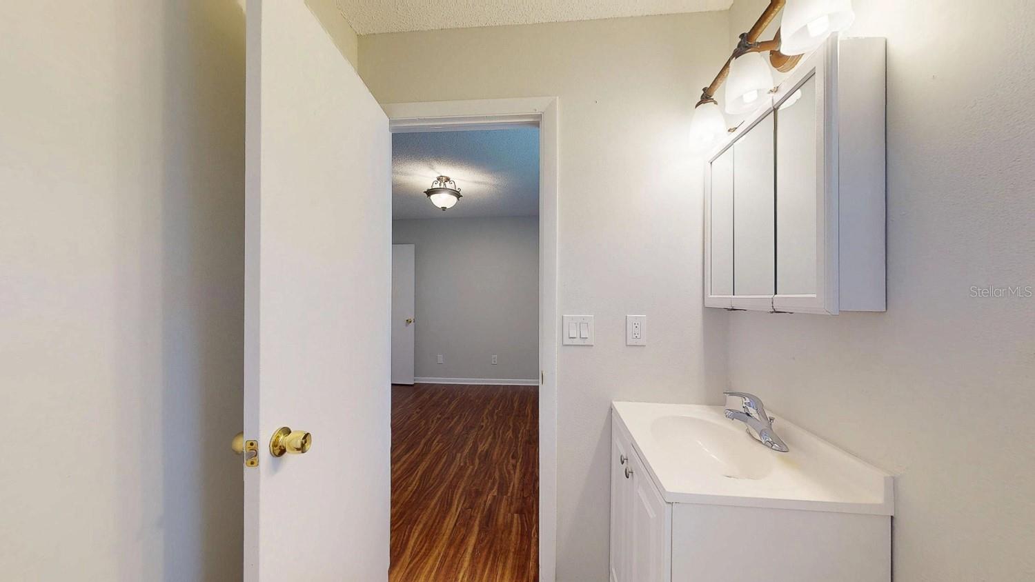 3113 GORDON CT