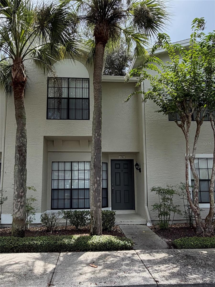 5100 Burchette Rd #2302, Tampa