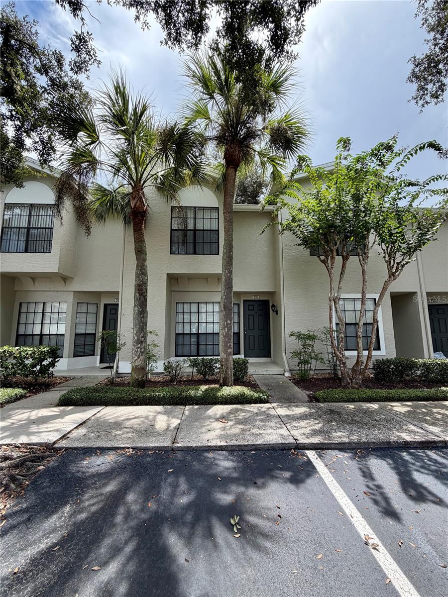 5100 BURCHETTE RD #2302