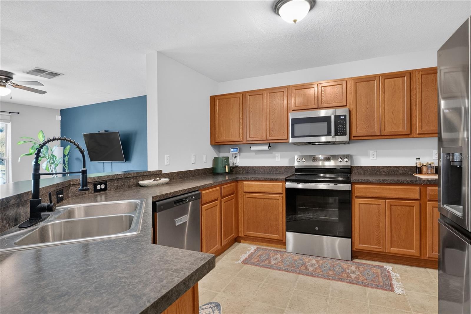 3144 ROYAL TUSCAN LN