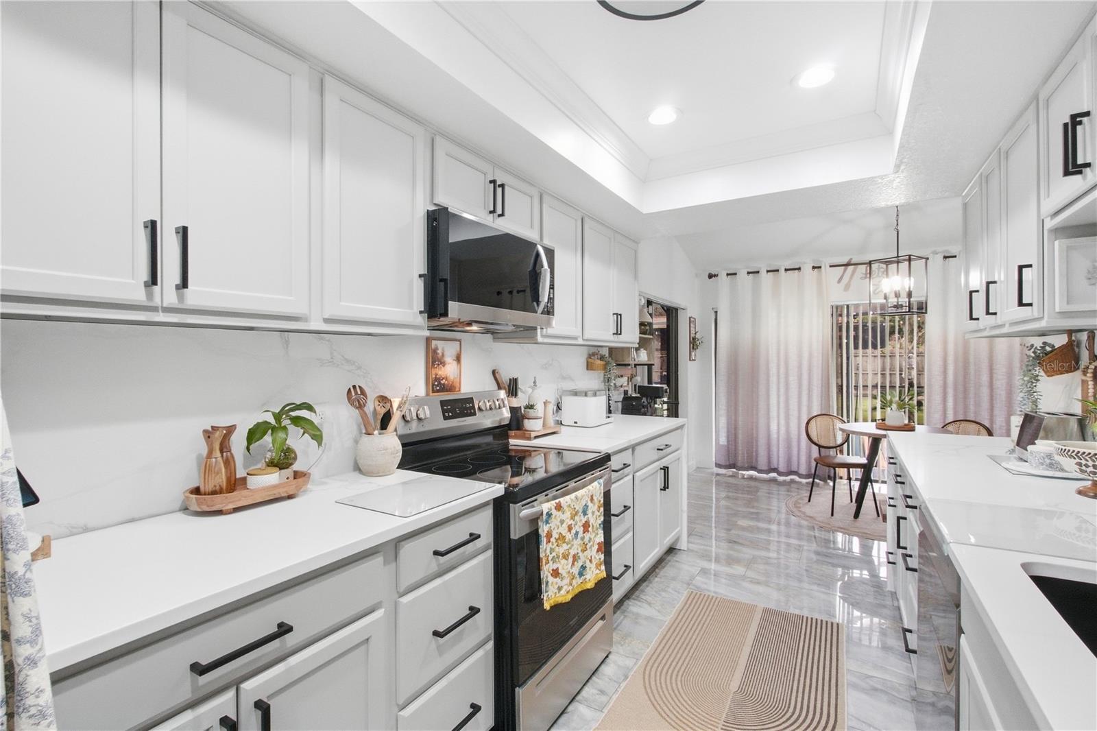 2621 BRIDLE DR