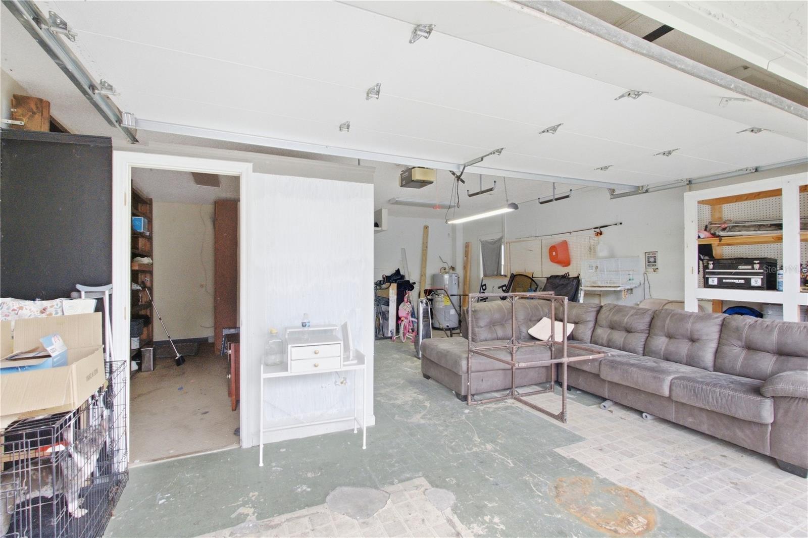 2621 BRIDLE DR