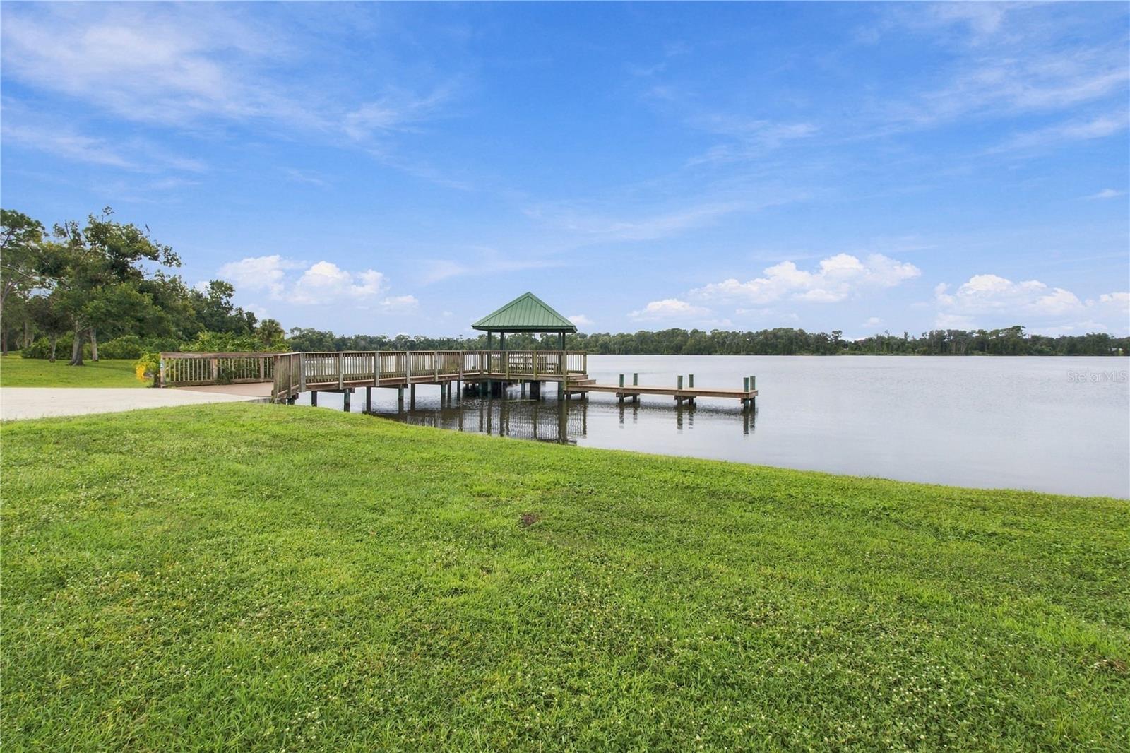 2621 BRIDLE DR