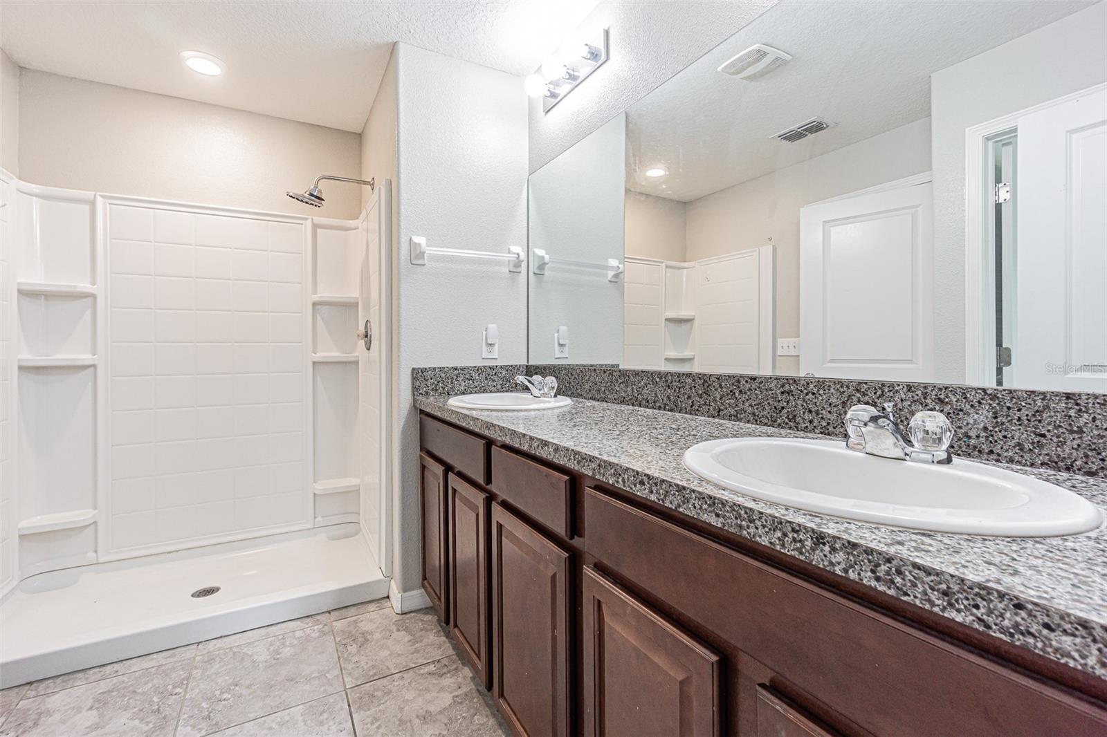 17009 PEACEFUL VALLEY DR