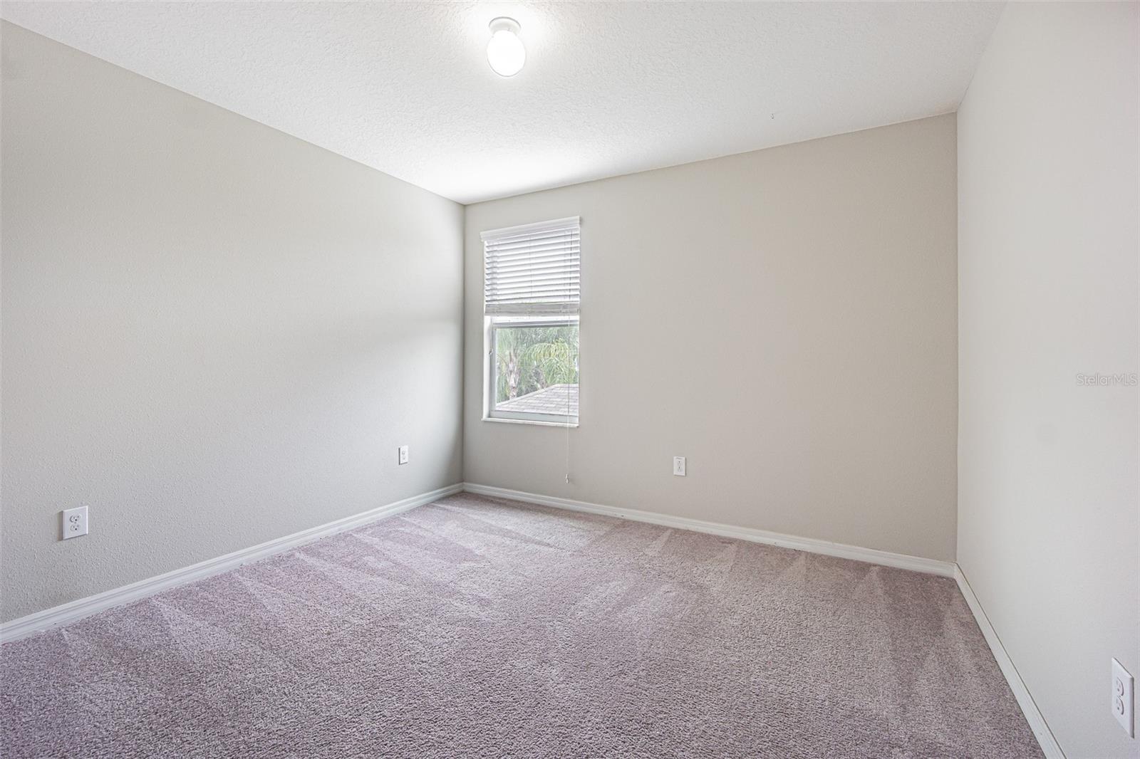 17009 PEACEFUL VALLEY DR
