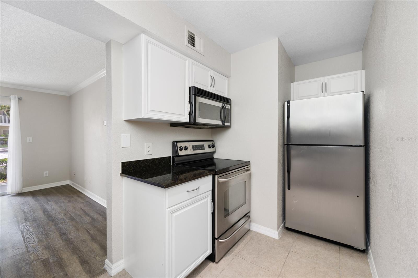 3300 HAVILAND CT #104