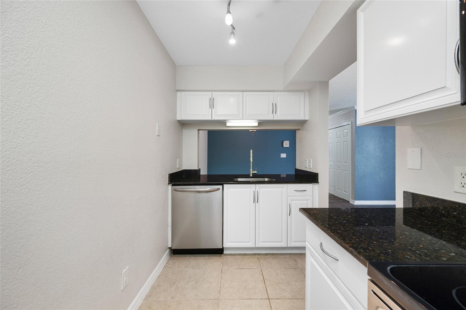 3300 HAVILAND CT #104