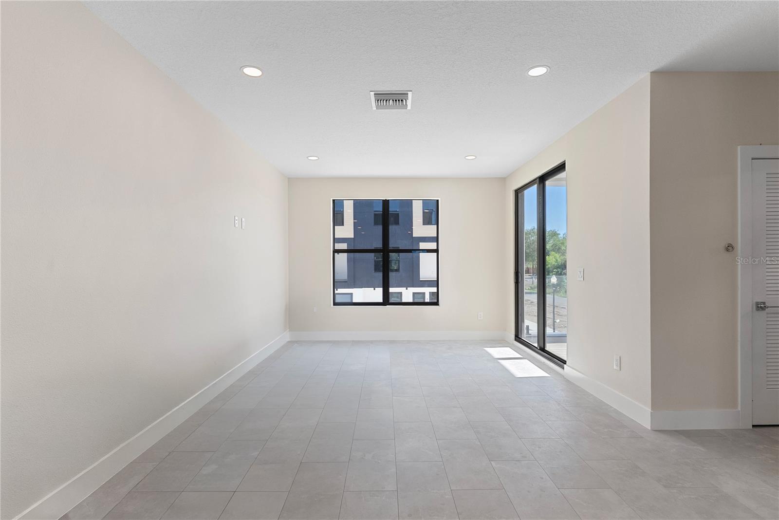 4352 FONTANAROSA VILLAGE CT