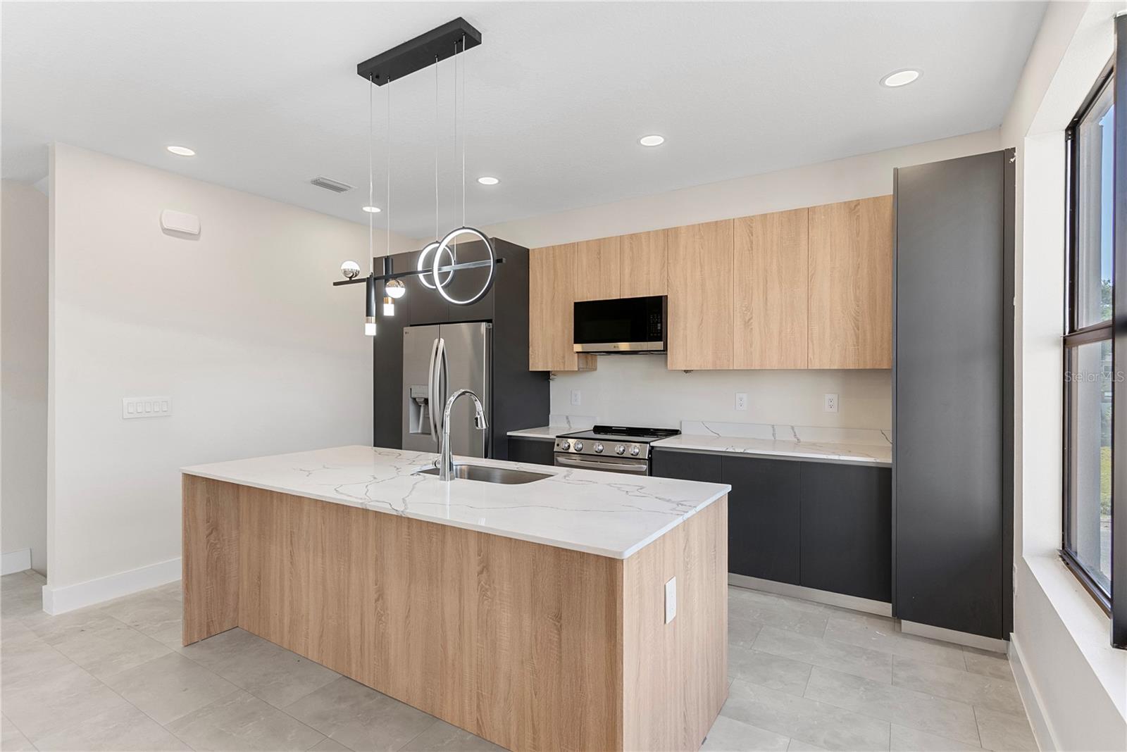 4352 FONTANAROSA VILLAGE CT