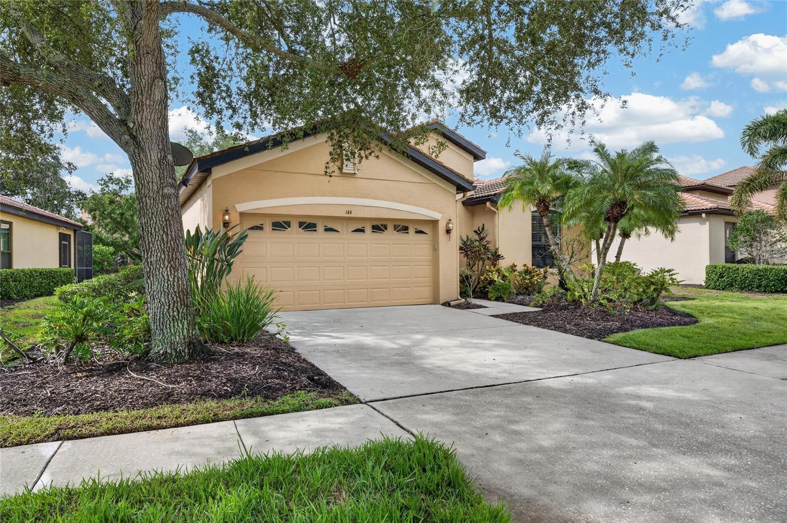 144 SILVER FALLS DR