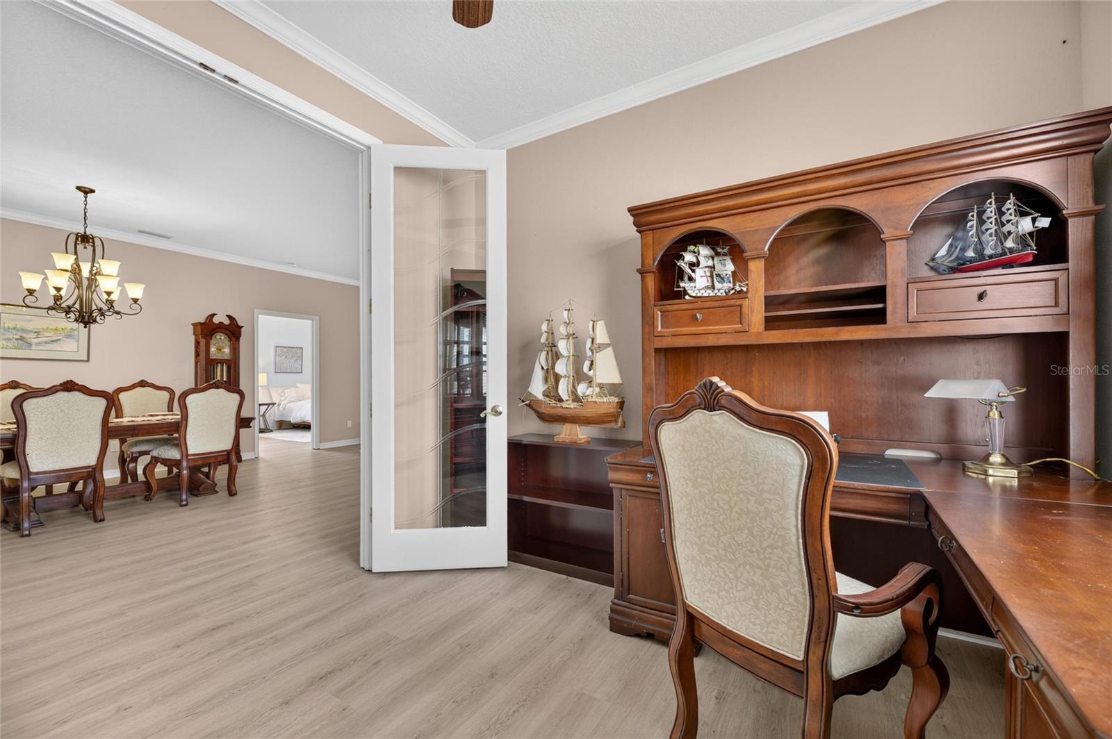144 SILVER FALLS DR