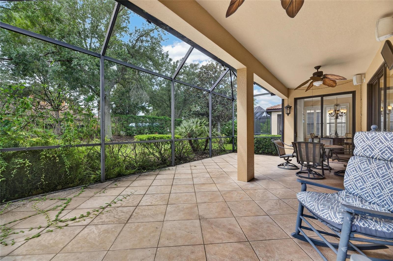 144 SILVER FALLS DR