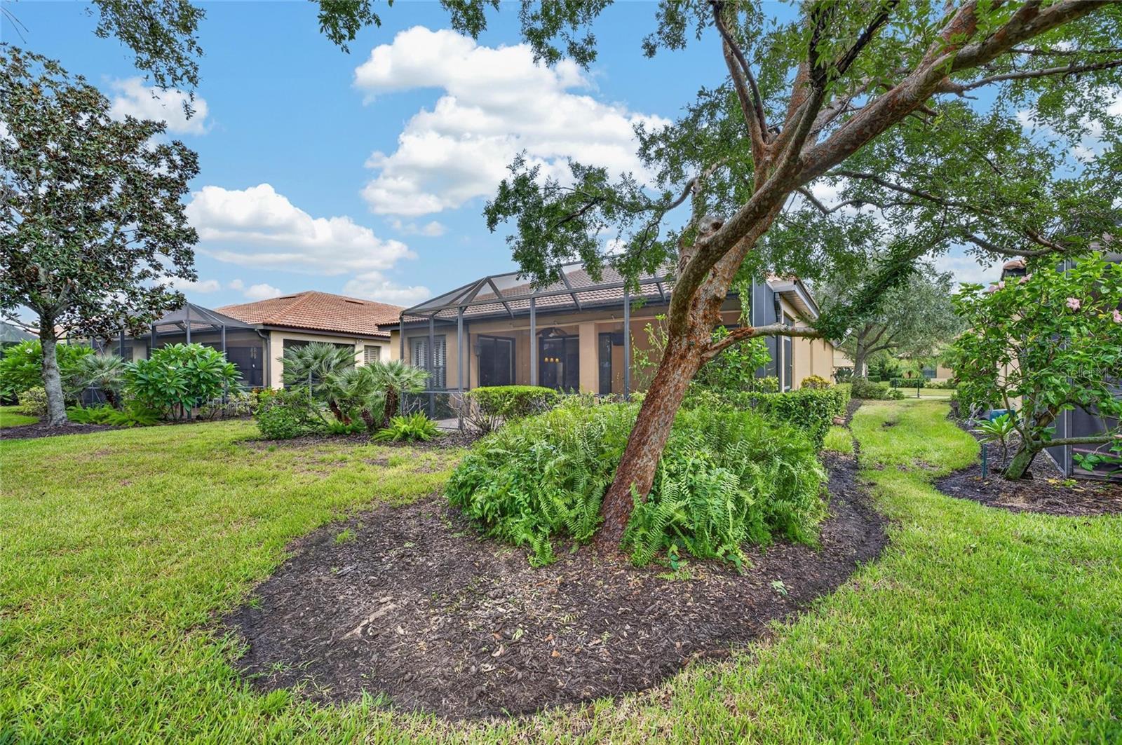 144 SILVER FALLS DR