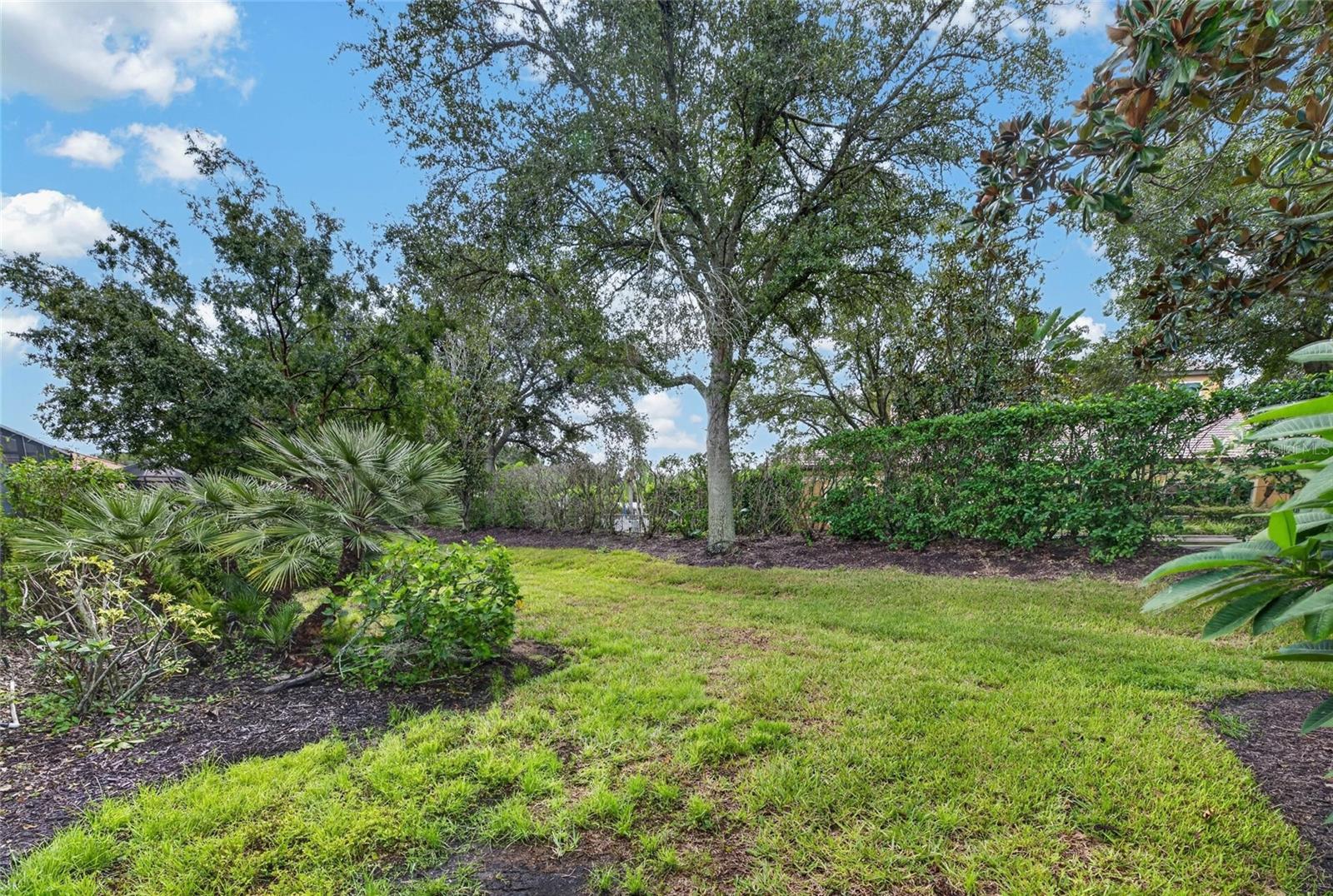 144 SILVER FALLS DR