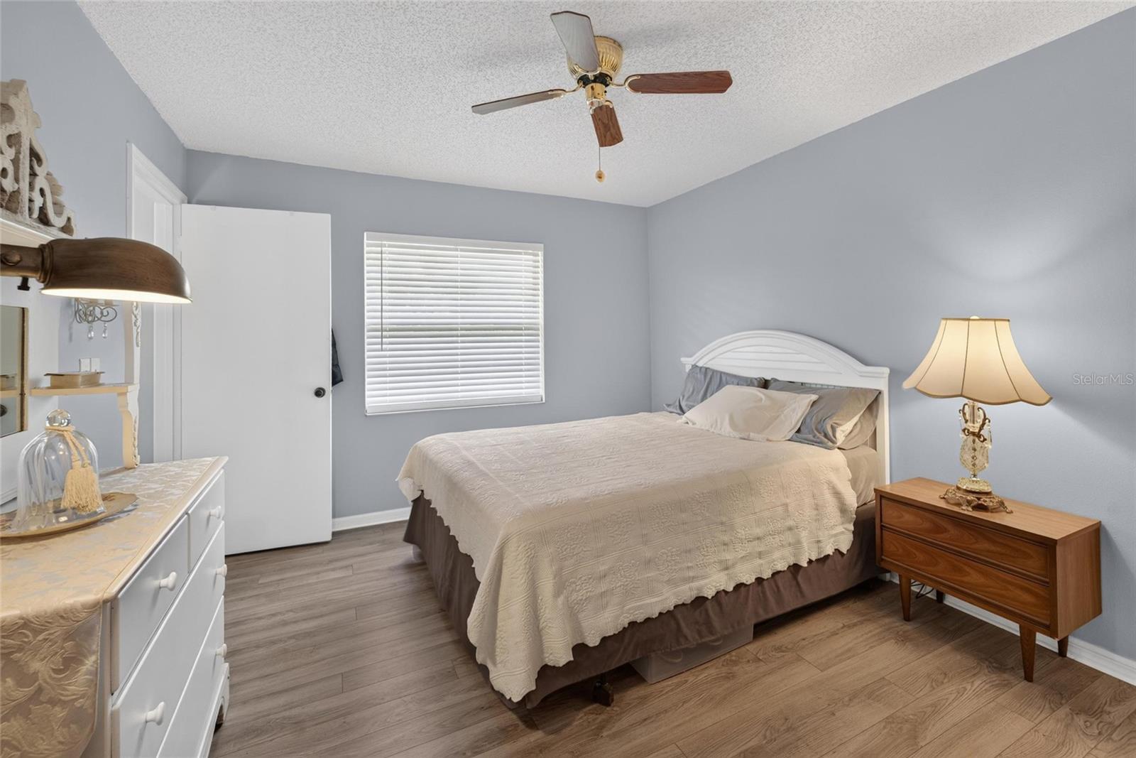 1607 HOVINGTON CIR #229