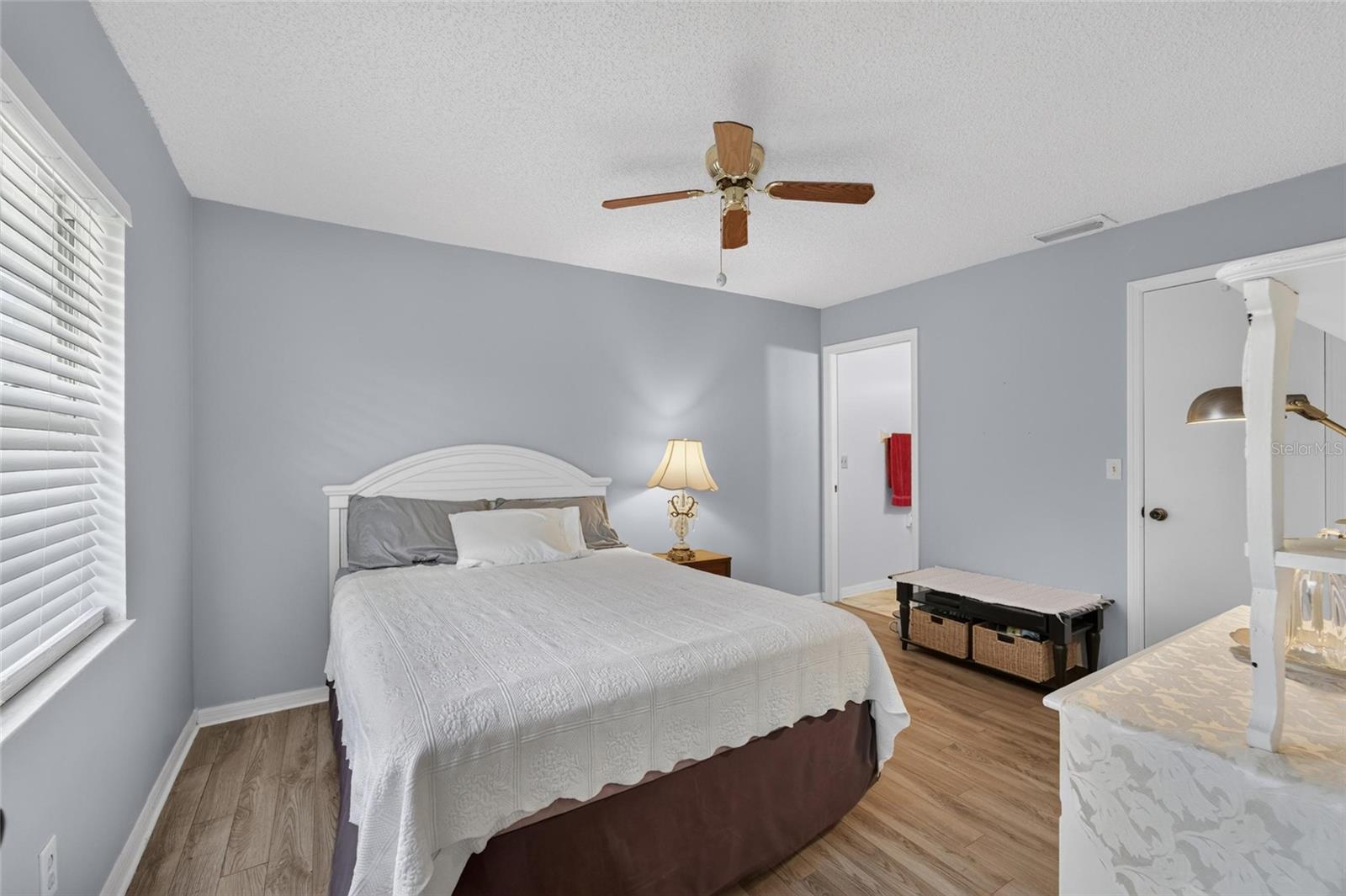 1607 HOVINGTON CIR #229
