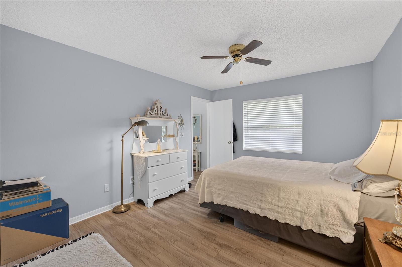 1607 HOVINGTON CIR #229