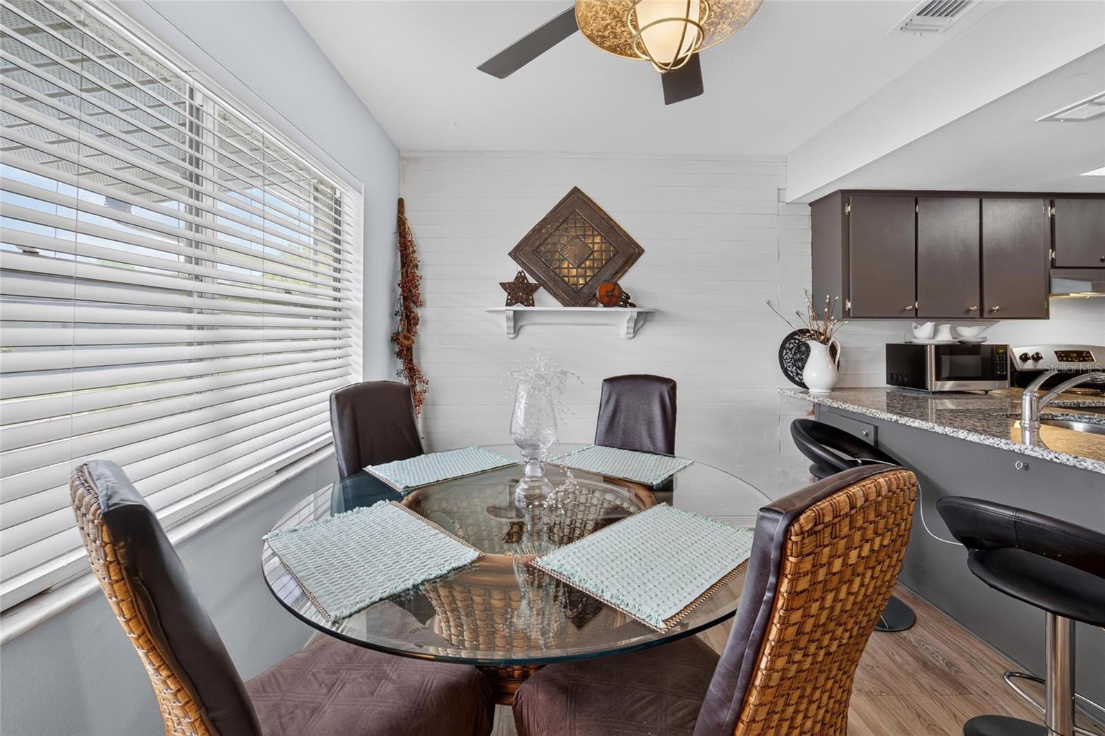 1607 HOVINGTON CIR #229