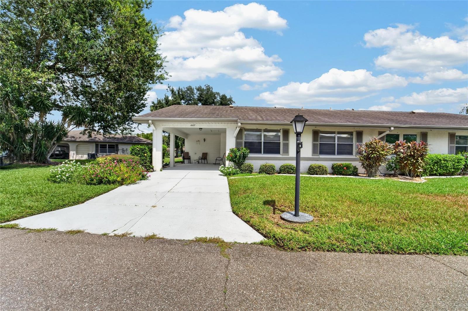 1607 HOVINGTON CIR #229