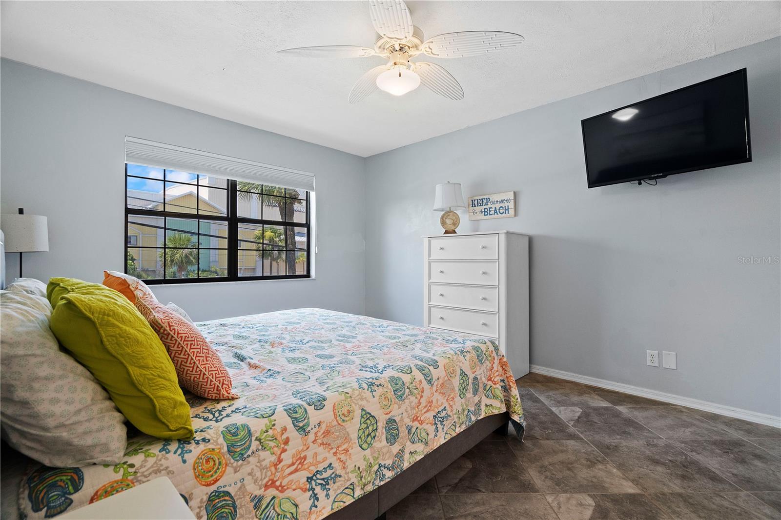 340 CAUSEWAY BLVD #104