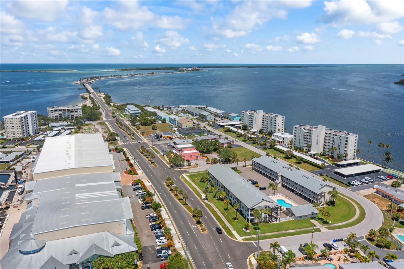 340 CAUSEWAY BLVD #104