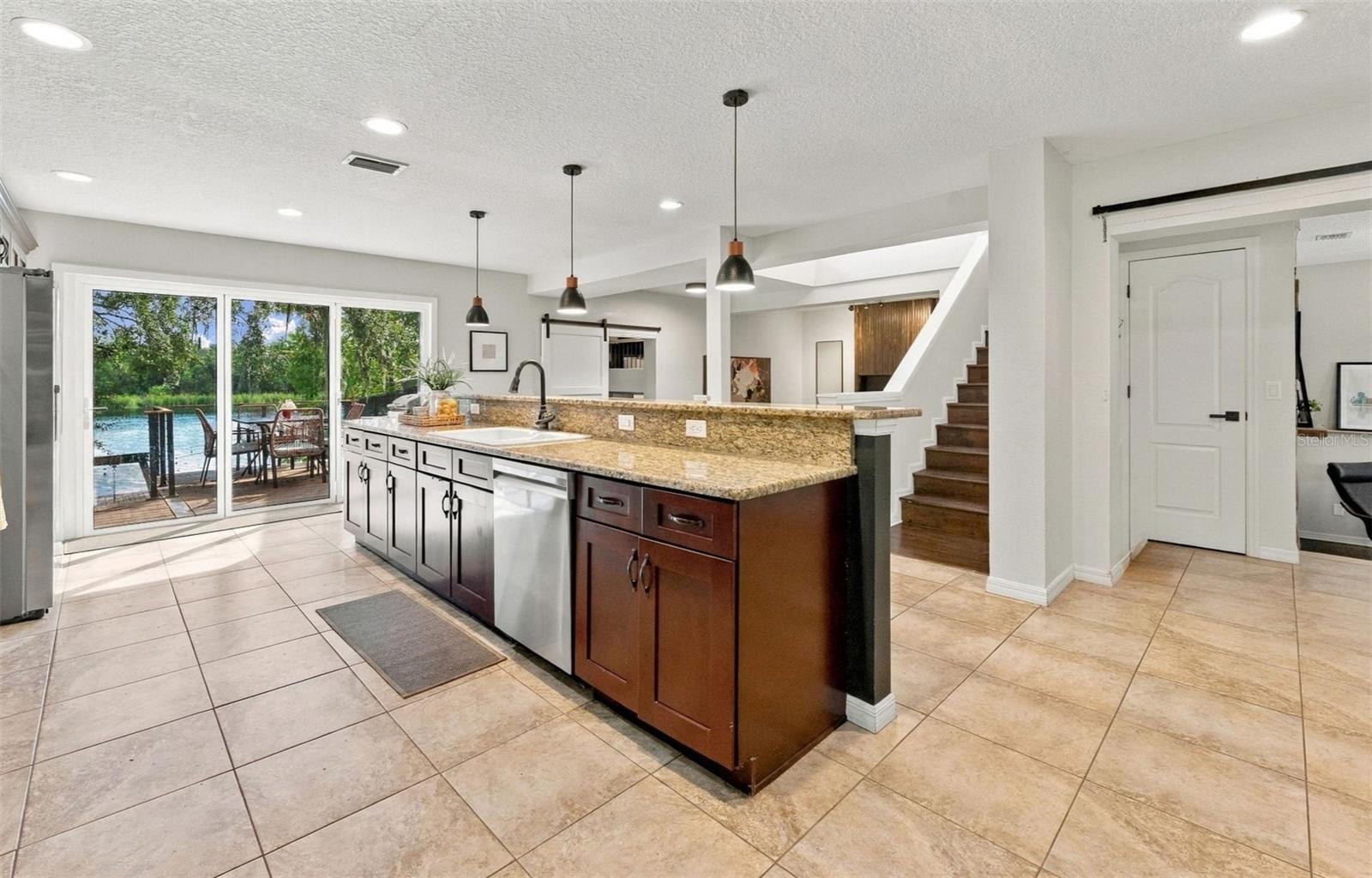 3006 RIVER GROVE DR