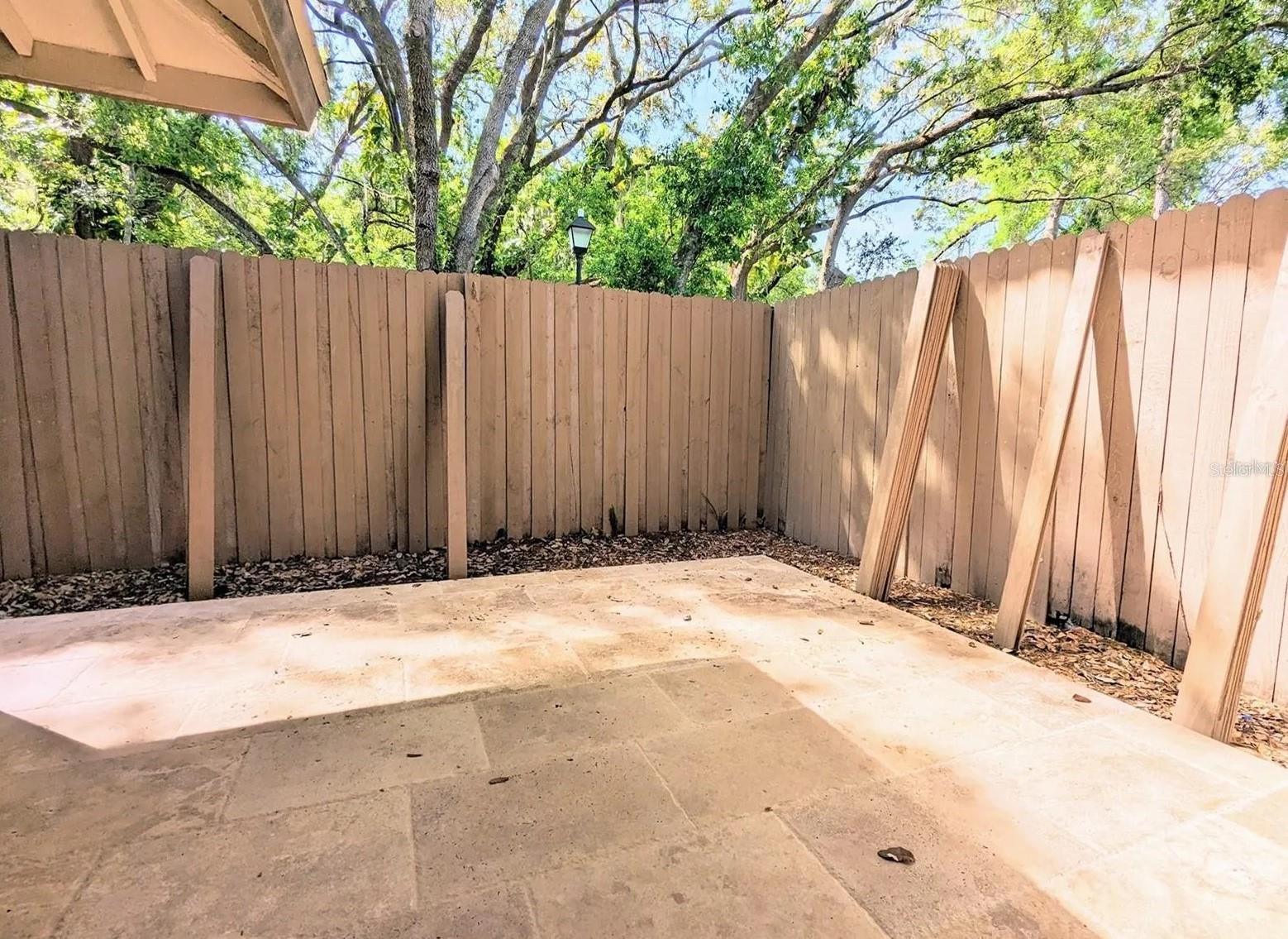 3111 CREEKGLEN CT