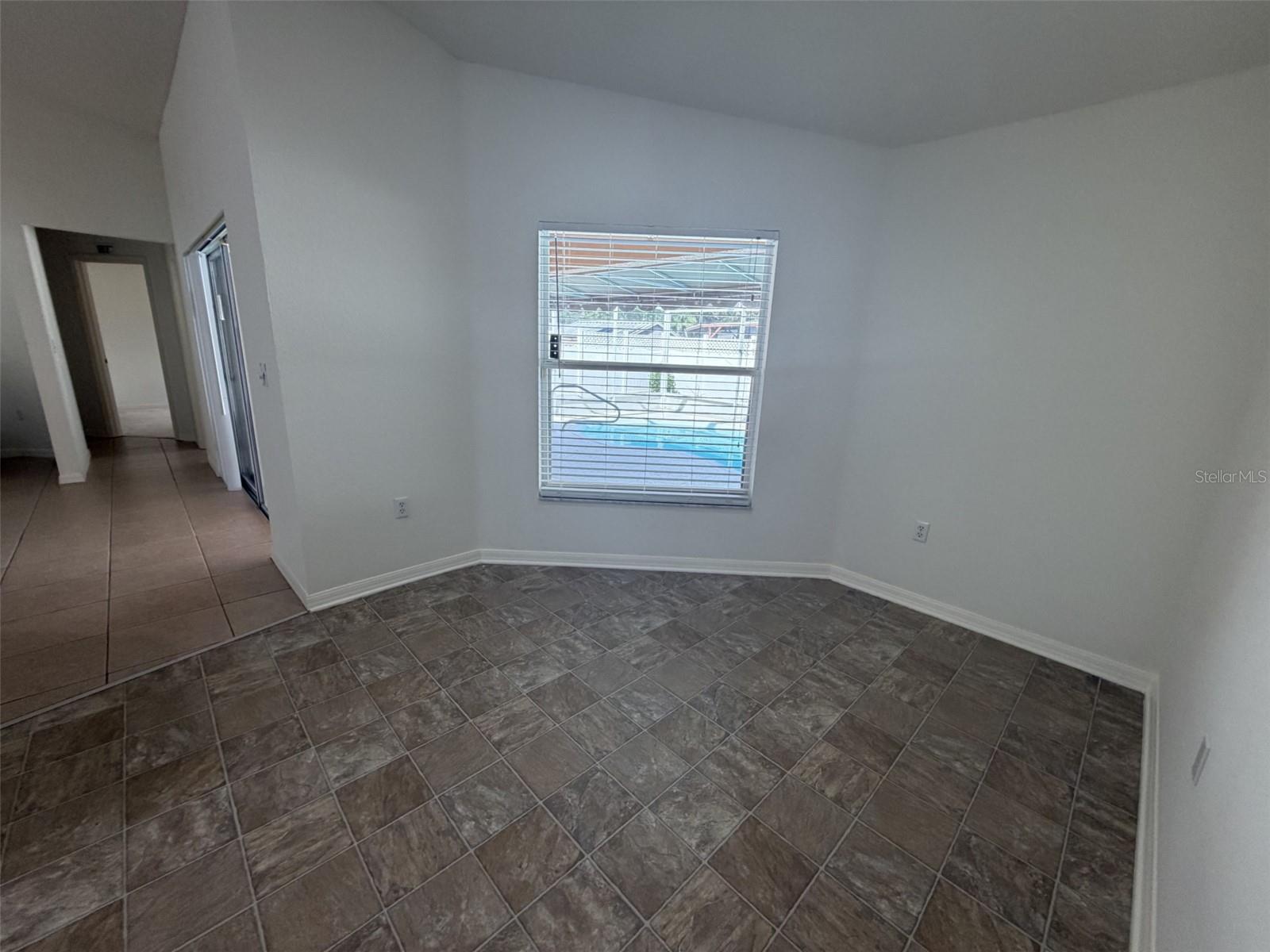 7002 SUMMIT CIR